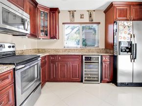 12797 NW 13th St, Sunrise FL 33323