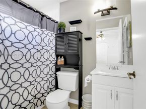 12797 NW 13th St, Sunrise FL 33323