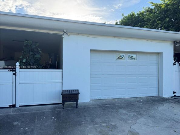 1691 NE 177th St, North Miami Beach FL 33162