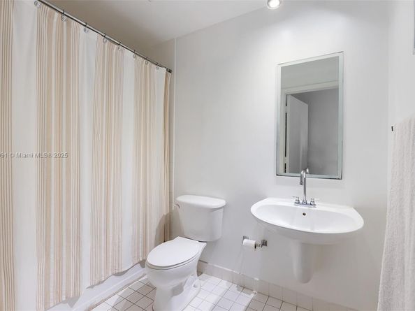 Undisclosed Address #A11864991, Miami FL 33130
