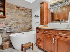 16750 NE 10th Ave 314/315, North Miami Beach FL 33162