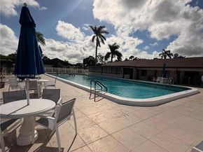 434 Pine Glen Ln A1, Green Acres FL 33463