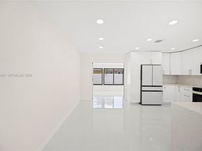 21 SE 7th St, Pompano Beach FL 33060