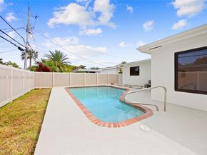 21 SE 7th St, Pompano Beach FL 33060