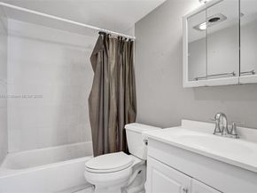 400 N Riverside Dr 214, Pompano Beach FL 33062