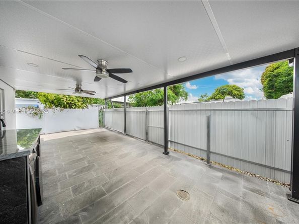 12223 SW 219th St, Miami FL 33170