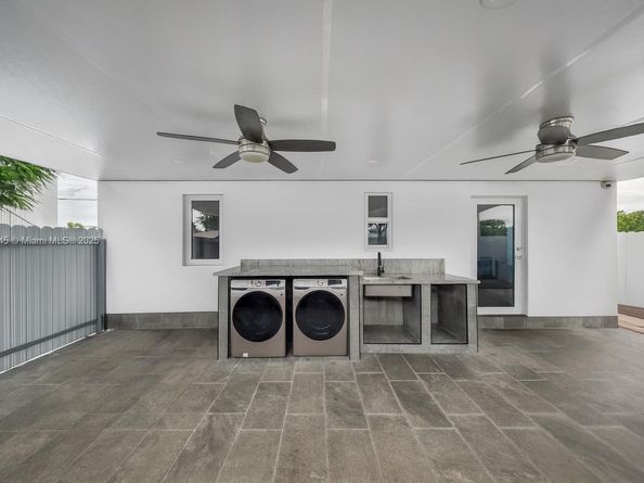 12223 SW 219th St, Miami FL 33170