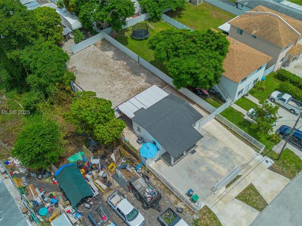 12223 SW 219th St, Miami FL 33170