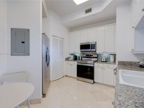 888 Brickell Key Dr 2610, Miami FL 33131