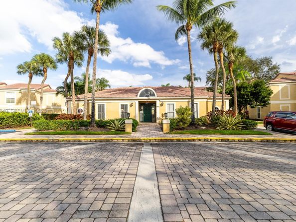 777 Riverside Dr 1537, Coral Springs FL 33071