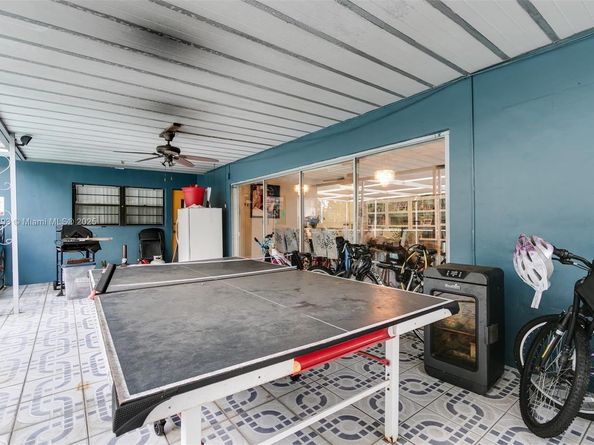 17860 NE 9th Pl, North Miami Beach FL 33162