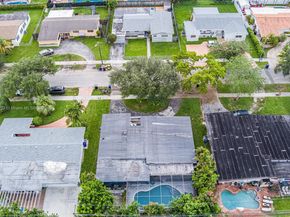 17860 NE 9th Pl, North Miami Beach FL 33162