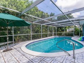 17860 NE 9th Pl, North Miami Beach FL 33162