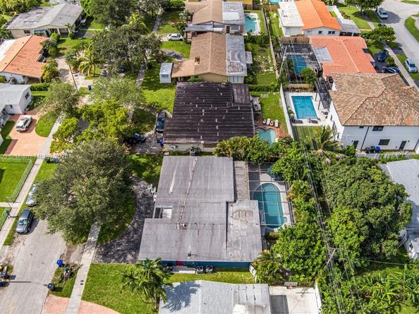 17860 NE 9th Pl, North Miami Beach FL 33162