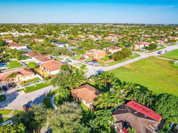 14171 SW 291st Ter, Homestead FL 33033
