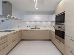 17111 Biscayne Blvd 505, North Miami Beach FL 33160