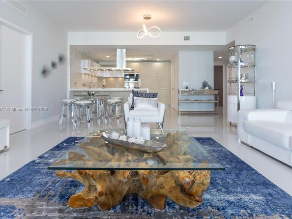 17111 Biscayne Blvd 505, North Miami Beach FL 33160