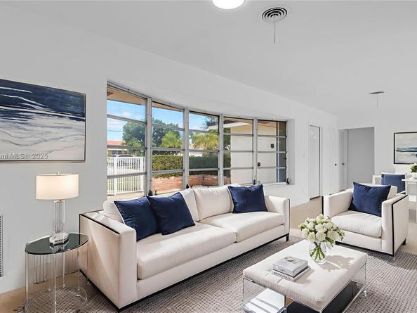 1430 NE 57th Ct, Fort Lauderdale FL 33334