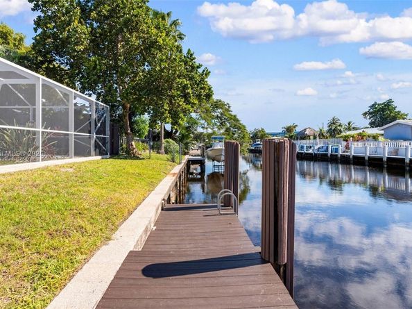 1430 NE 57th Ct, Fort Lauderdale FL 33334
