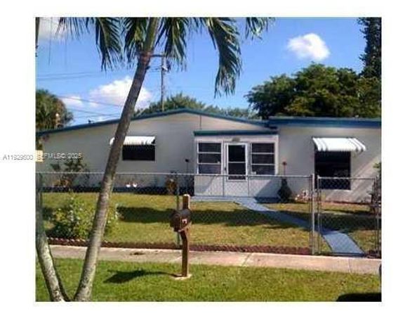 5770 SW 38th Ct, Davie FL 33314