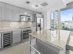 185 SW 7th St 603, Miami FL 33130