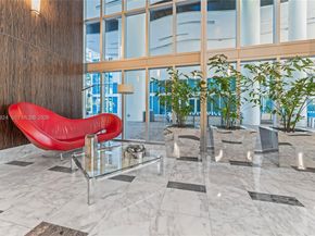 185 SW 7th St 603, Miami FL 33130