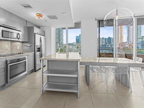 185 SW 7th St 603, Miami FL 33130