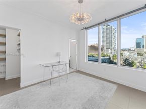 185 SW 7th St 603, Miami FL 33130