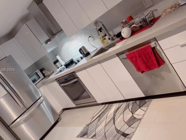 1600 NE 1st Ave 1103, Miami FL 33132