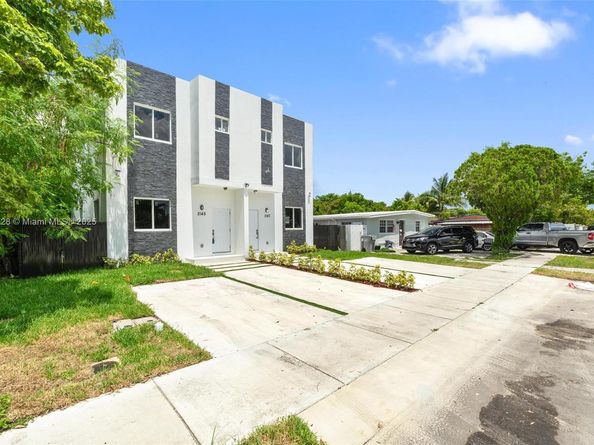 2145 NW Fourth st, Pompano Beach FL 33069