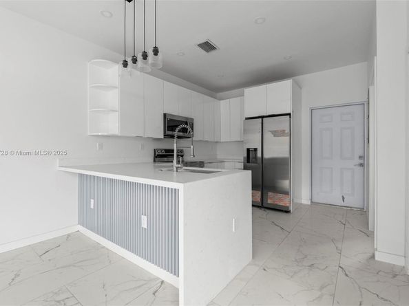 2145 NW Fourth st, Pompano Beach FL 33069
