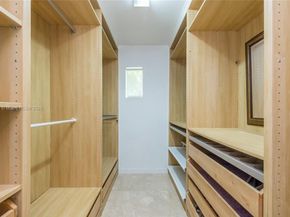 900 Diplomat Pkwy, Hollywood FL 33019