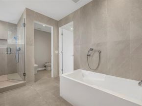 3300 SW 27th Ter 3300, Miami FL 33133