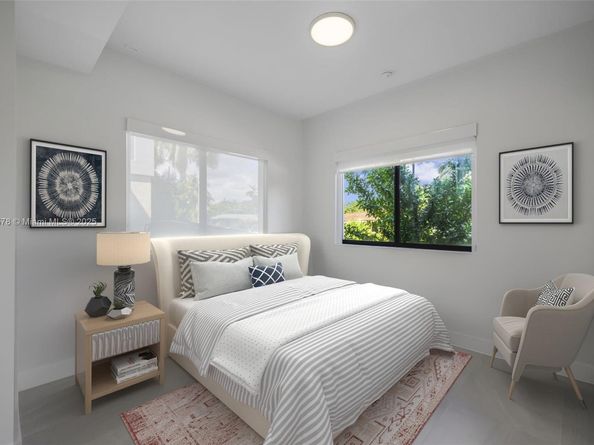 3300 SW 27th Ter 3300, Miami FL 33133