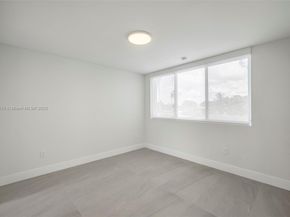 3300 SW 27th Ter 3300, Miami FL 33133