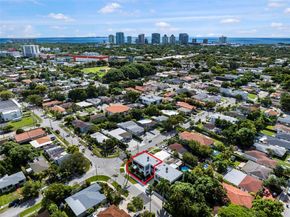 3300 SW 27th Ter 3300, Miami FL 33133