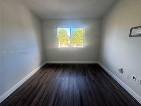 3390 NE 10th St 201, Homestead FL 33033