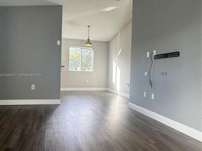 3390 NE 10th St 201, Homestead FL 33033