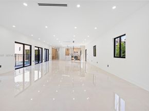 12335 Griffing Blvd, North Miami FL 33161