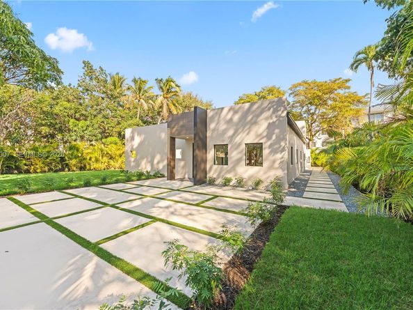 12335 Griffing Blvd, North Miami FL 33161
