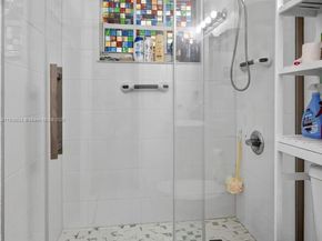 19537 NW 50th Ct, Miami Gardens FL 33055