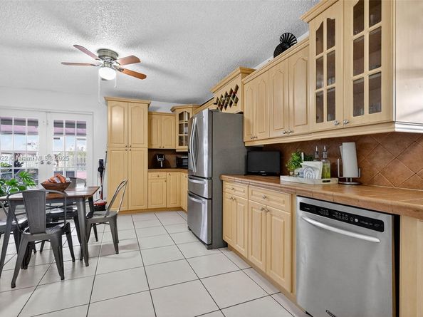 19537 NW 50th Ct, Miami Gardens FL 33055