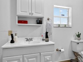 19537 NW 50th Ct, Miami Gardens FL 33055