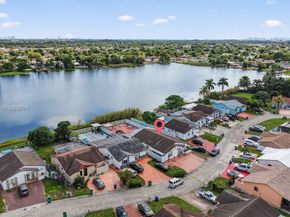 19537 NW 50th Ct, Miami Gardens FL 33055