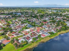 19537 NW 50th Ct, Miami Gardens FL 33055