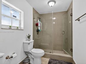 19537 NW 50th Ct, Miami Gardens FL 33055