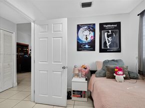 19537 NW 50th Ct, Miami Gardens FL 33055