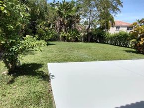 675 Maplewood Ct, Weston FL 33327