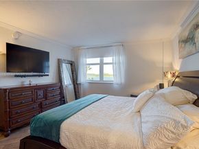 10350 W Bay Harbor Dr 4T, Bay Harbor Islands FL 33154