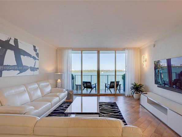 10350 W Bay Harbor Dr 4T, Bay Harbor Islands FL 33154